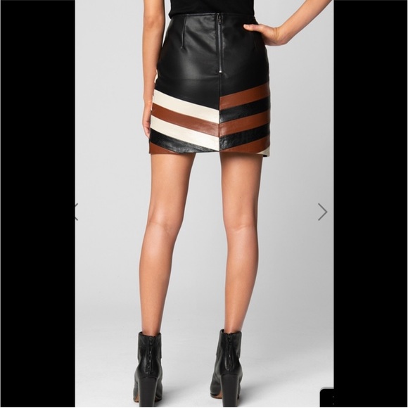 Blank NYC Color-block Vegan Leather Skirt - Picture 3 of 7